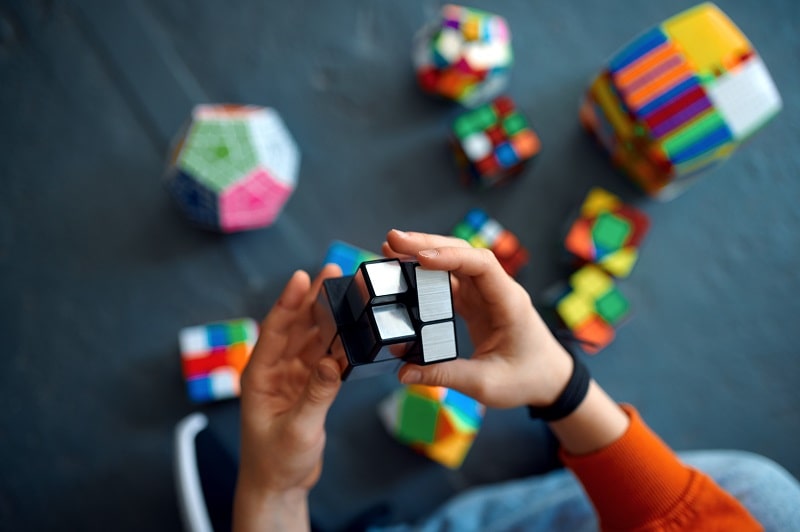 Cubo de Rubik: un viaje a través de cinco décadas de&nbsp;diversión