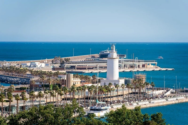 El Consejo de Ministros declara Bien de Interés Cultural ‘La Farola’ en la categoría de&nbsp;Monumento