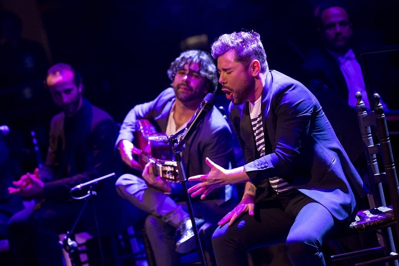 Miguel Poveda, Lole Montoya, Israel Fernández, Daniel Casares y Jesús Carmona arropan a los protagonistas de la segunda edición de ‘Flamenco lo serás&nbsp;tú’