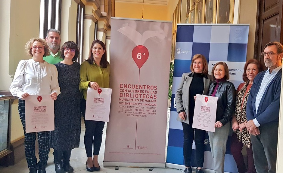 Joana Bonet inaugura la sexta edición de ‘Encuentros con autores en las bibliotecas’
