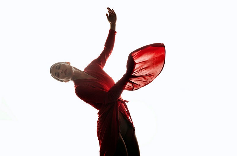 Ana Morales, Premio Nacional de Danza 2022, presenta el sábado en el Teatro Cervantes su coreografía ‘En la cuerda&nbsp;floja’